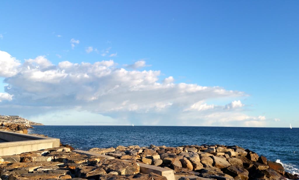 Belle "enclume" sur la mer