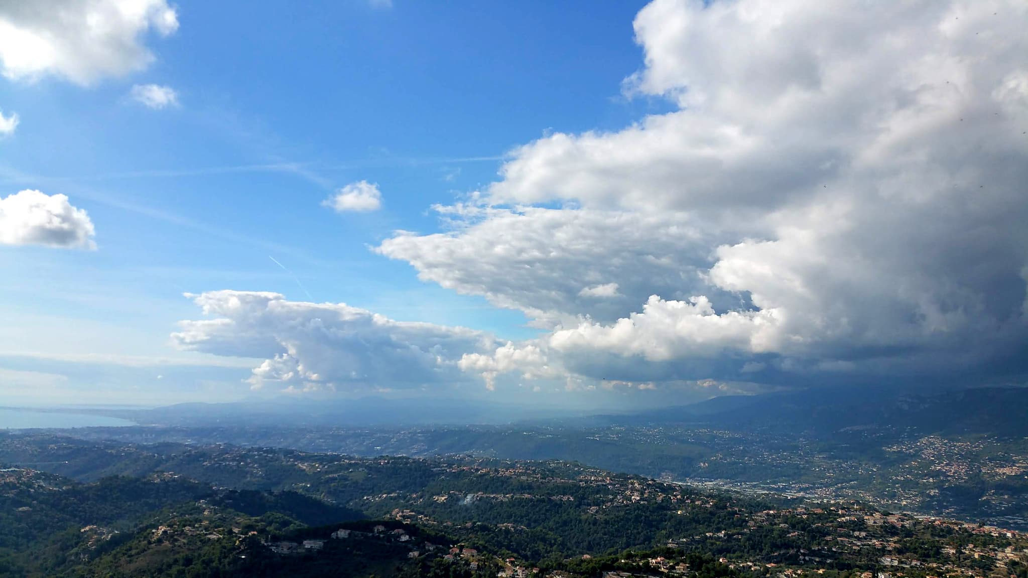 Vers l'ouest depuis le Mont Chauve