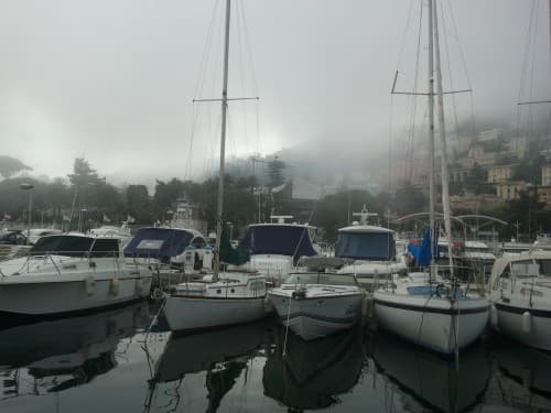 Brouillard sur Port de Beaulieu