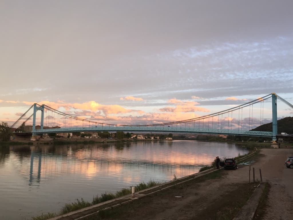 levant   sur  le RhÃ´ne 