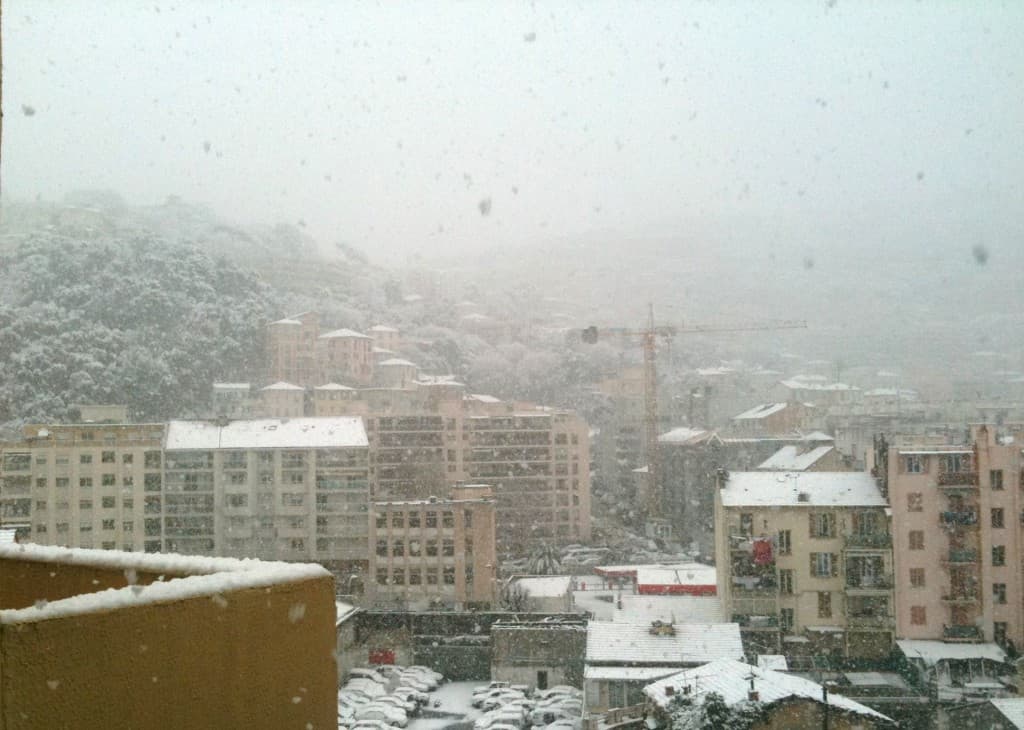 sous la neige